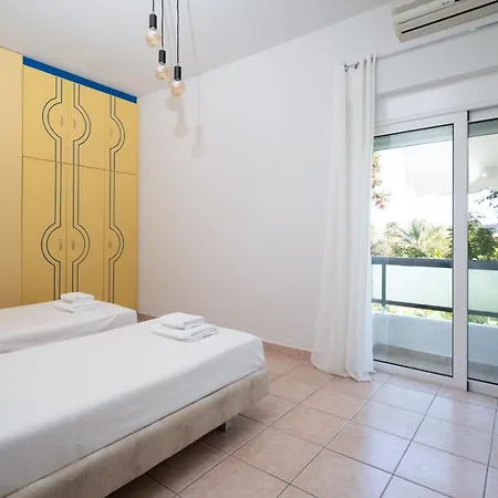 Berry * Ixia (Rhodes)